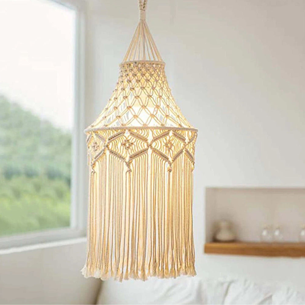 Luminaire bohème en macramé