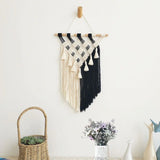 Macramé mural noir et blanc