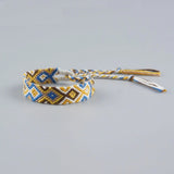 Bracelet brésilien en macramé